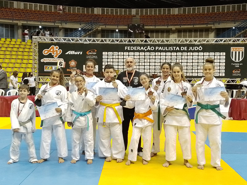 Equipe Bushido conquista 3 ouros 1 prata e 3 bronzes na Copa São Paulo